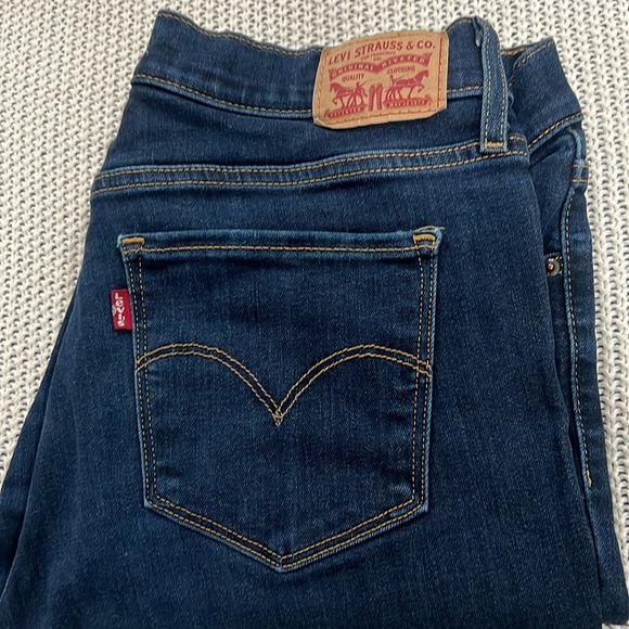 Levi’s Women's Jeans - Picture 9 of 9